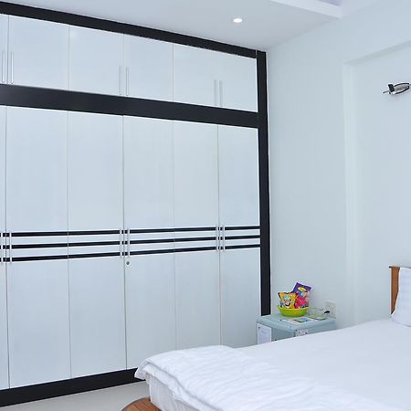 Wow Hotel Куи Нхон Екстериор снимка