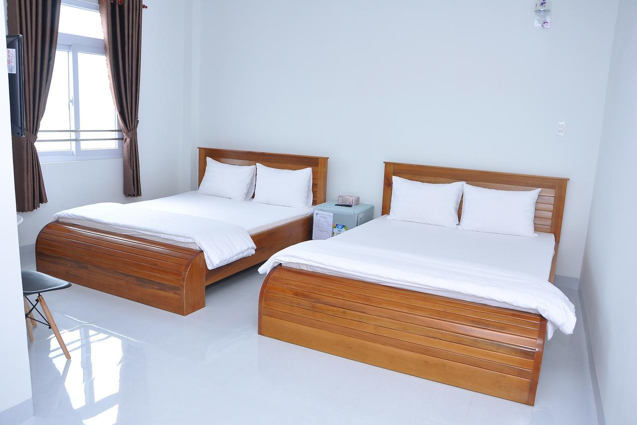 Wow Hotel Куи Нхон Екстериор снимка