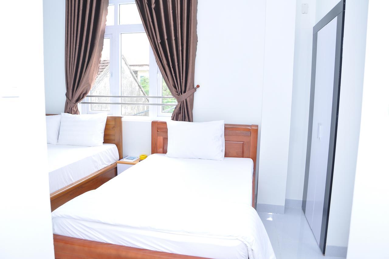 Wow Hotel Куи Нхон Екстериор снимка