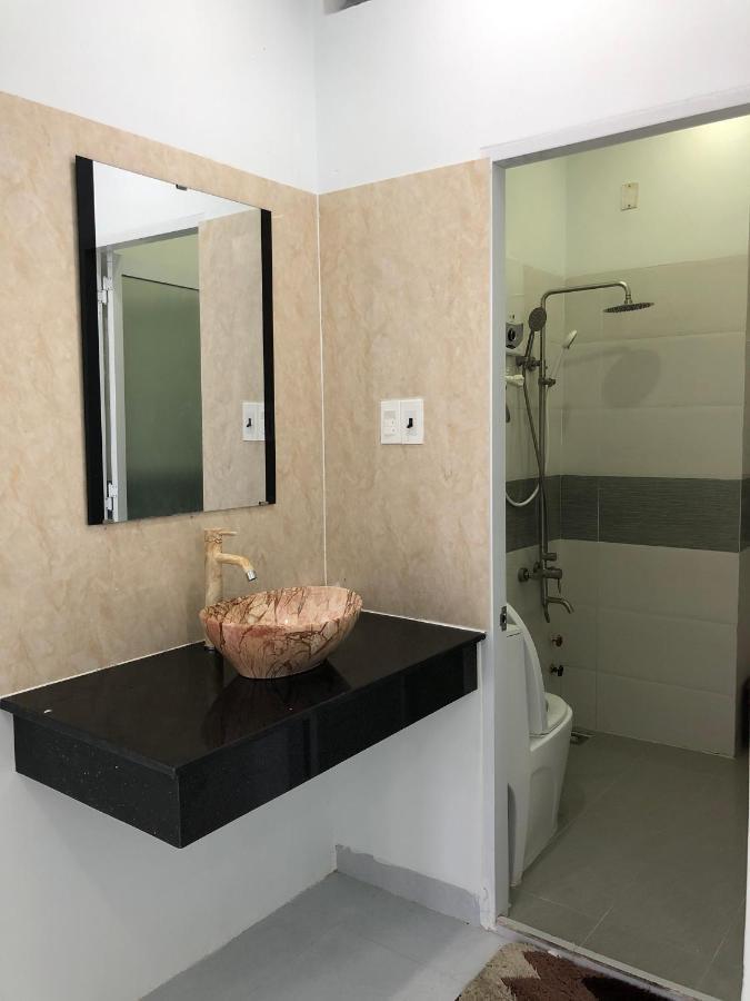 Wow Hotel Куи Нхон Екстериор снимка