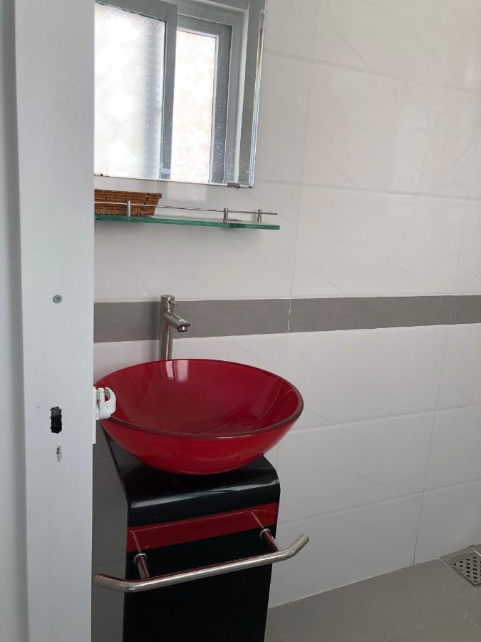 Wow Hotel Куи Нхон Екстериор снимка